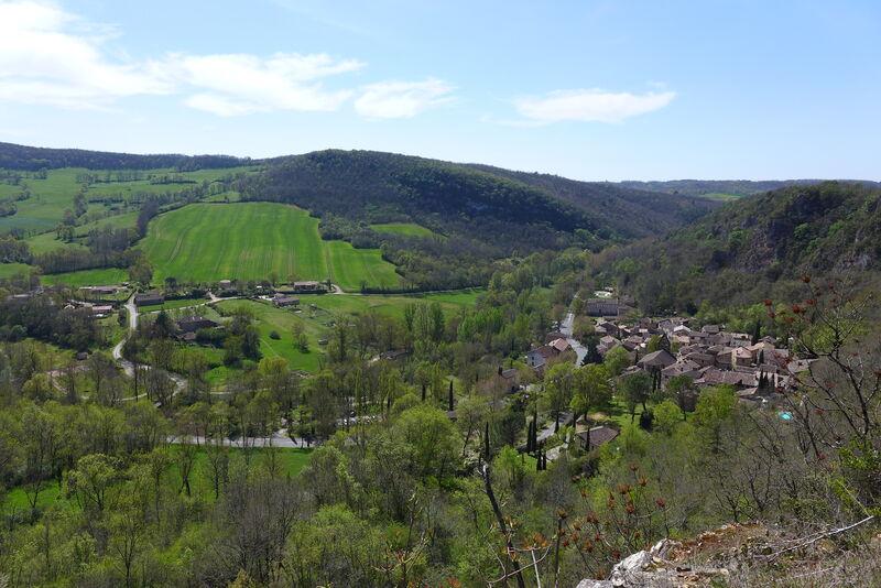 le village pris du point vue