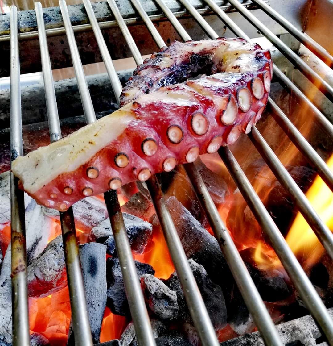 Tentacule de poulpe à la flamme