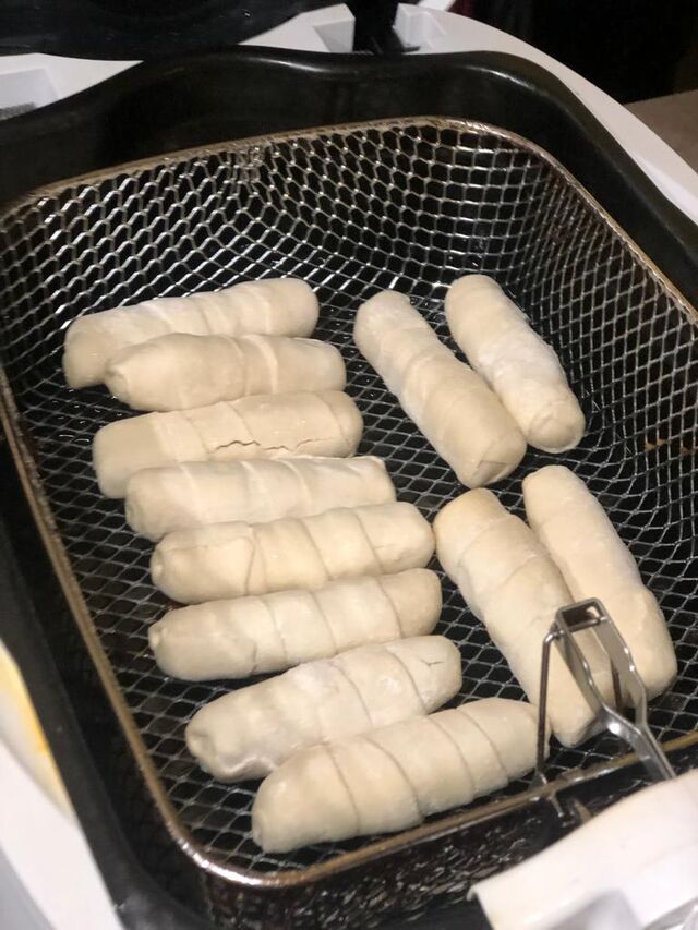 Les rois d’apéritif vénézuélien. Tequeños, on peut les manger à tout moment. 