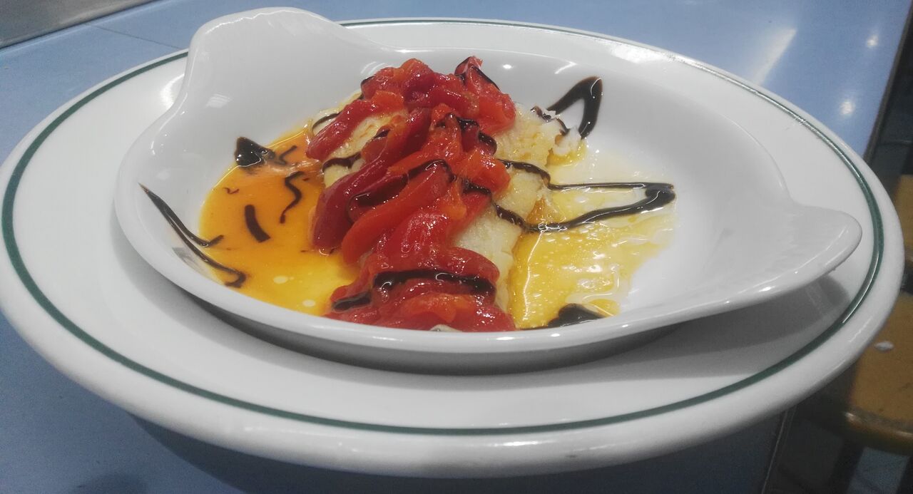 Bacalao con pimiento caramelizado