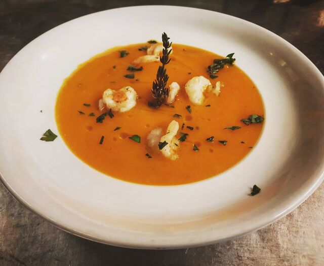 Zuppa di zucca , Kürbissuppe mit Gambas 