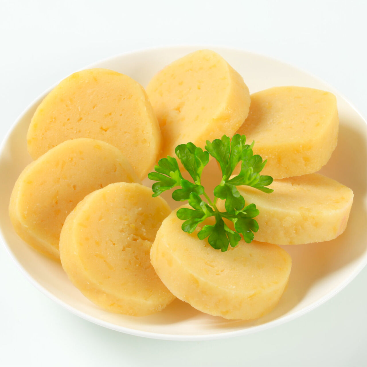 Bramborový knedlík / 900g / 78,- Kč / 450g / 46,-Kč