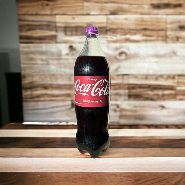 Coca Cola Cherry [1.25L] - 3.60€