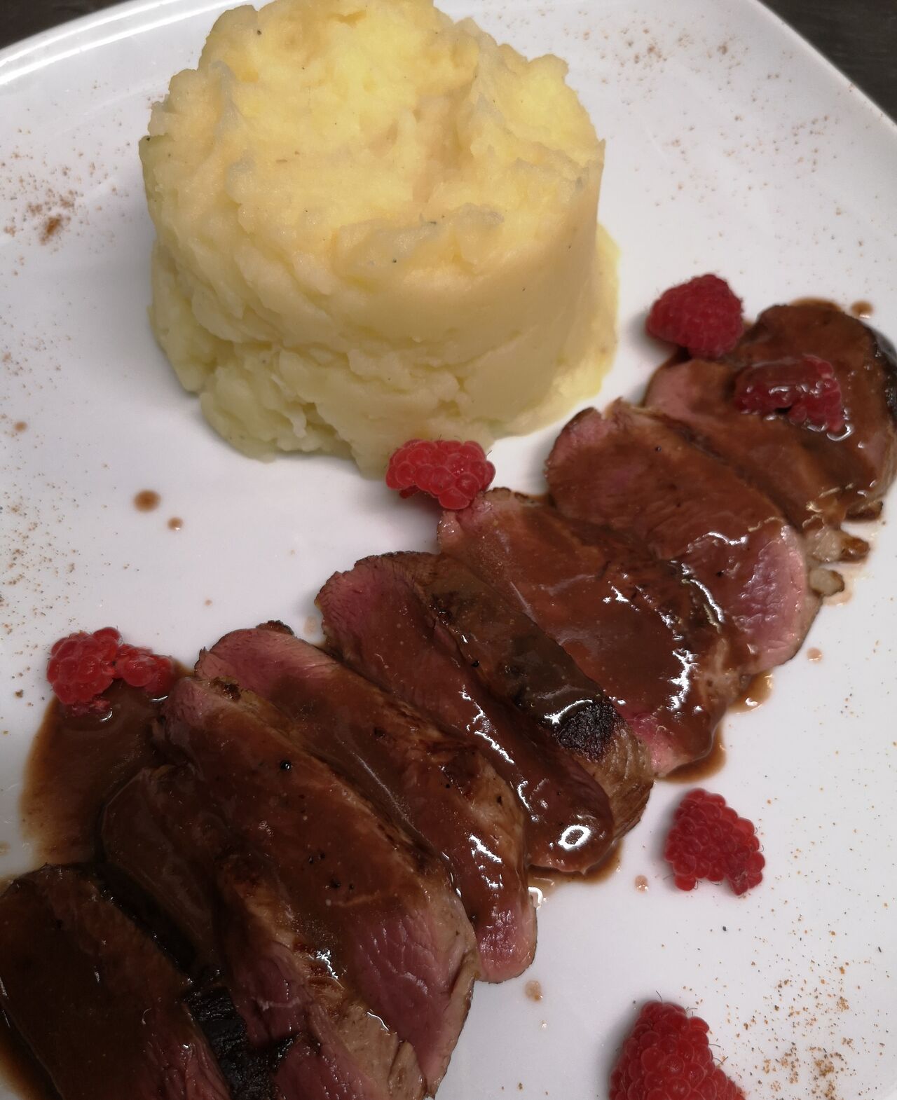 Plat du jour: magret de canard