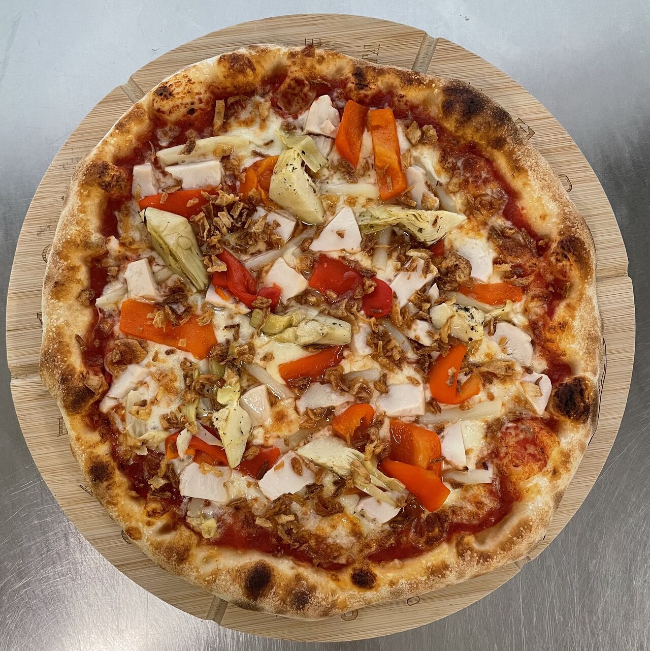 PIZZA DU MOIS D'AVRIL ET DE MAI