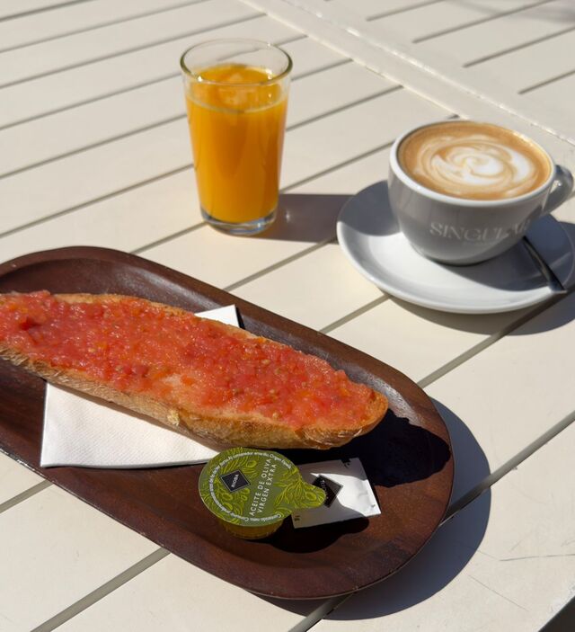 Desayunos y Almuerzos