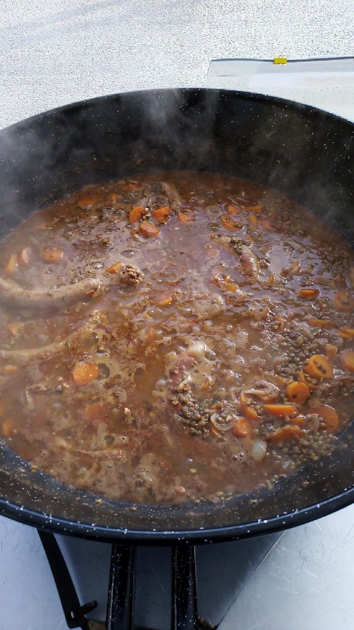 SAUCISSE DE TOULOUSE ET LENTILLES
