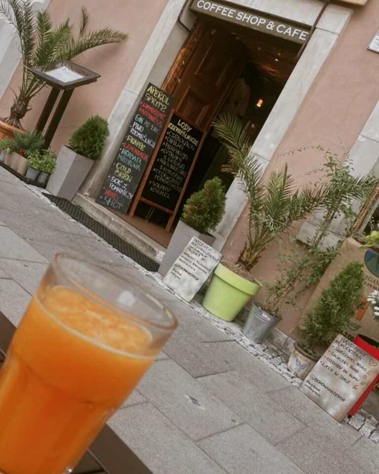 Sklep z kawą ''Pożegnanie z Afryką'' - Warszawa | European cuisine near