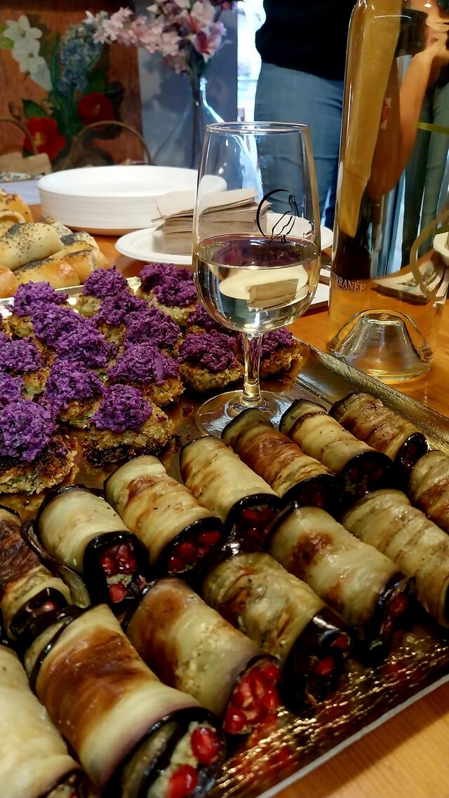 Badrigiani rouleaux d'aubergine aux noix