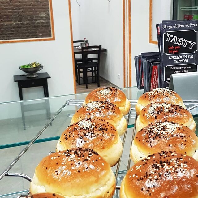 Hausgemachte Burgerbrötchen