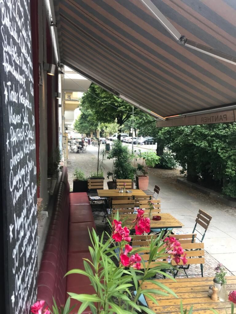 Die Terrasse wartet auf euch
