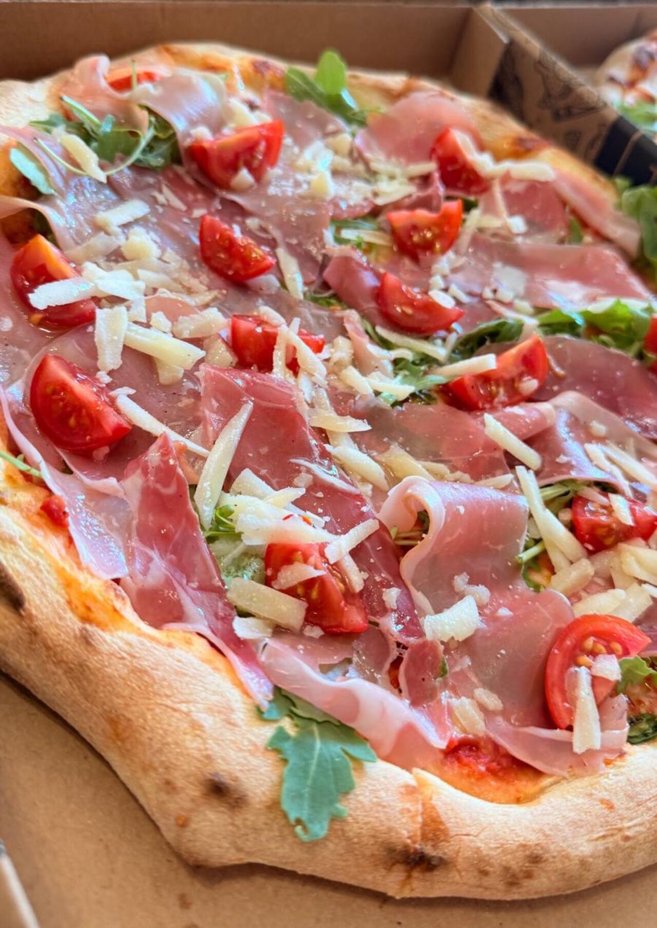 🍕 Pizza cu suflet italian!