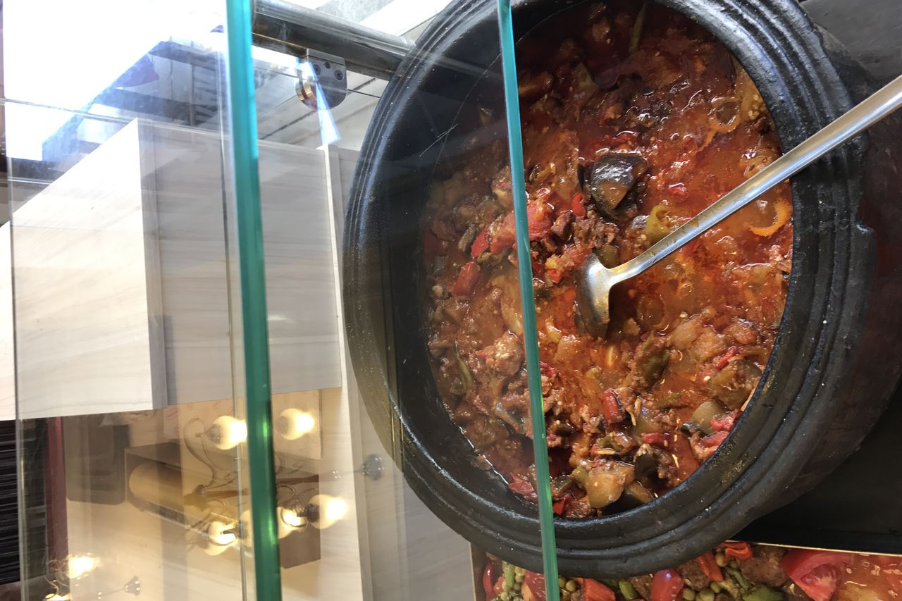 Tarihi Antep restaurant aaa guvec yemek