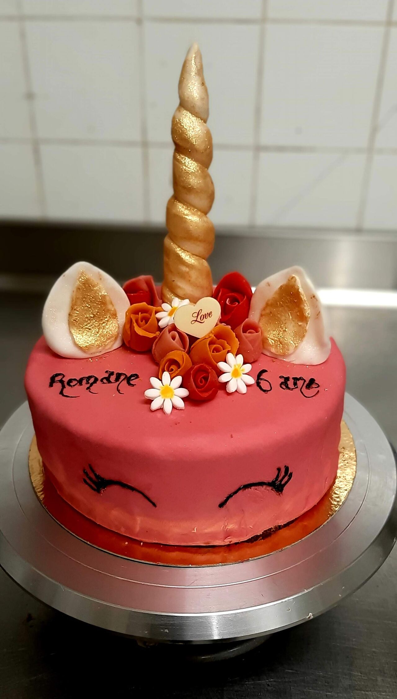 Thème Licorne
Entremet Fraisier décor Licorne