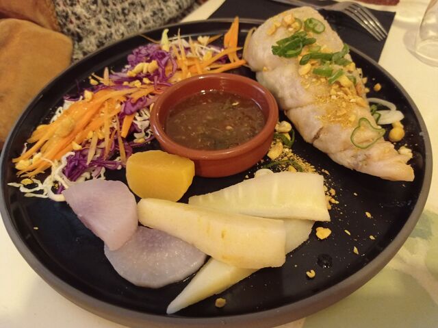 Corne de dragon brioché à la vapeur (porc et poulet)