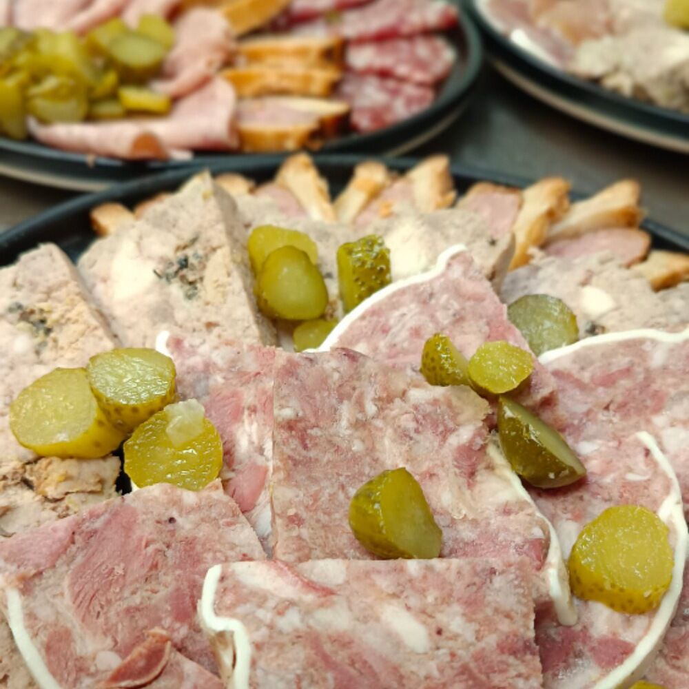 Plateau de charcuterie fait maison 