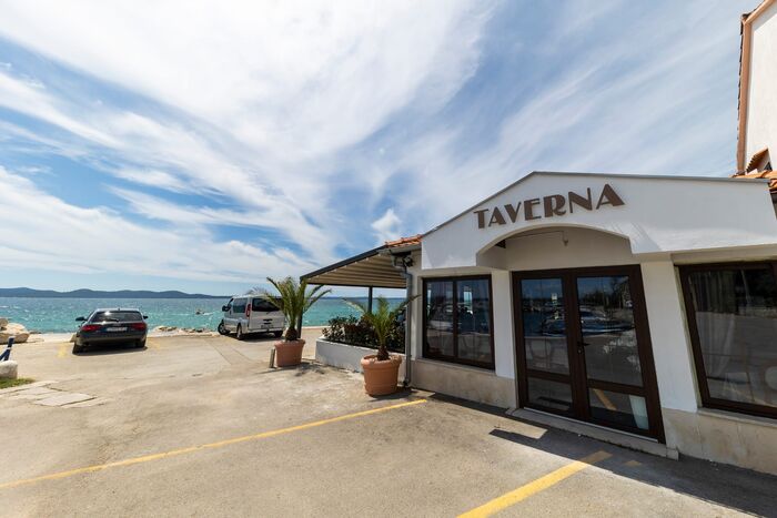 Taverna Diklo