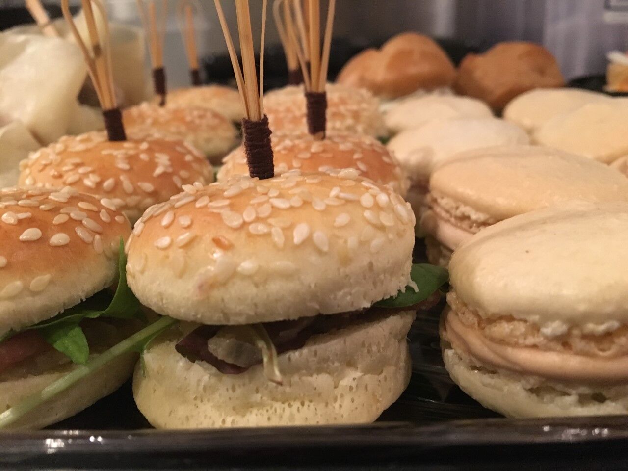 Mes Mini Burgers & Macarons Saveurs Eurasian 