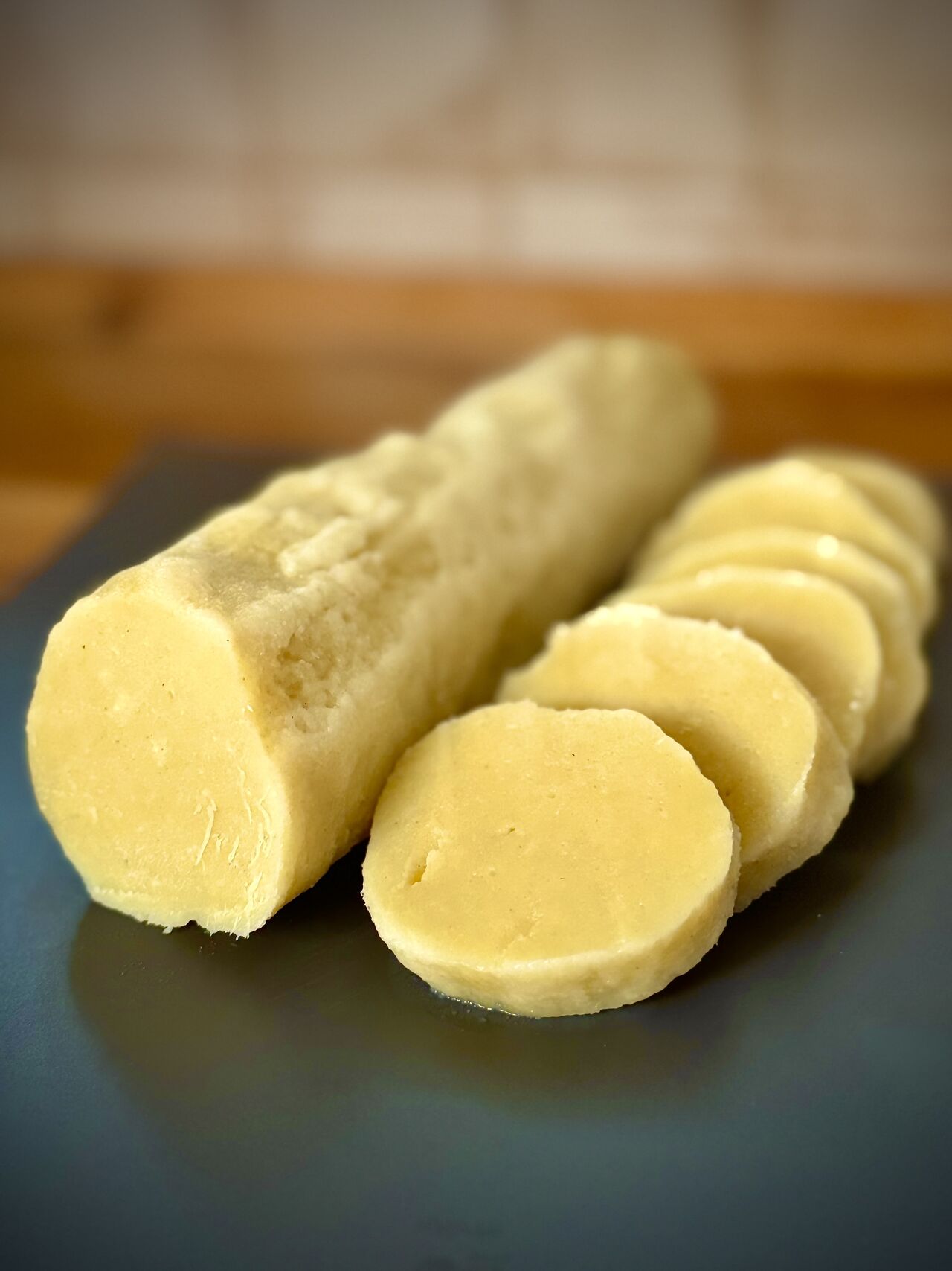 Bramborový knedlík / 900g / 78,- Kč / 450g / 46,-Kč