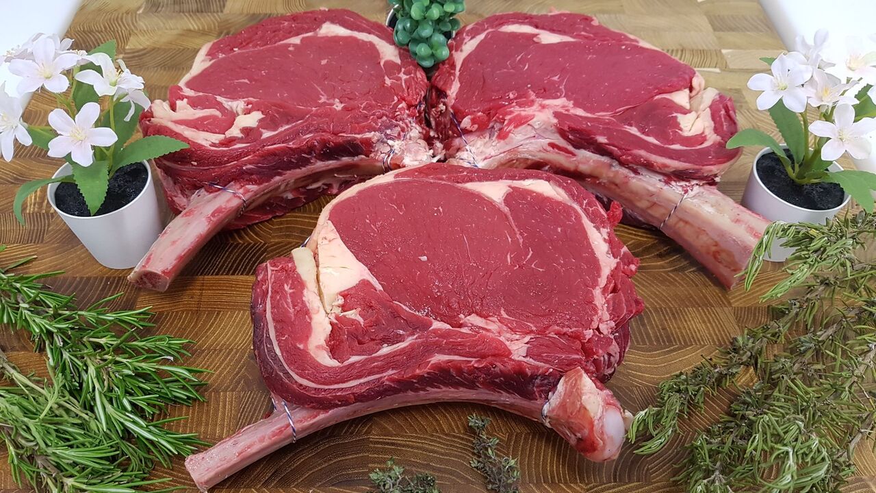 Côtes de bœuf préparées