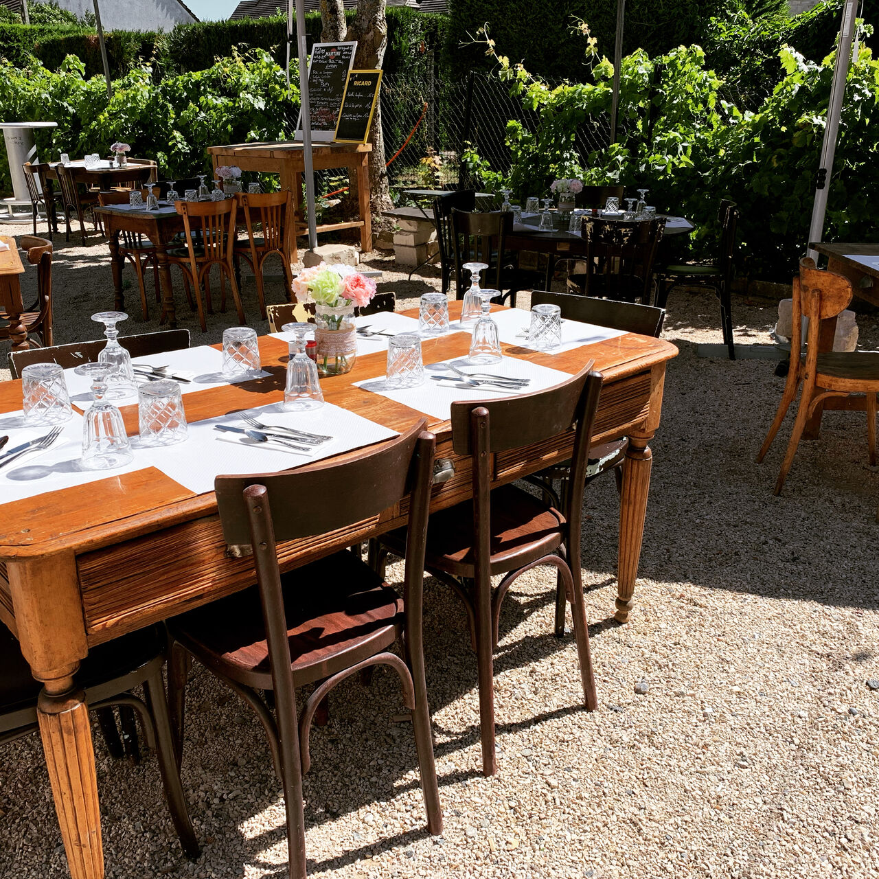 La guinguette de La Buvette, soleil ou ombre comme vous préférez....