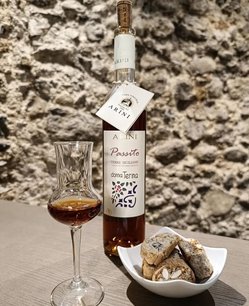 Passito con cantucci