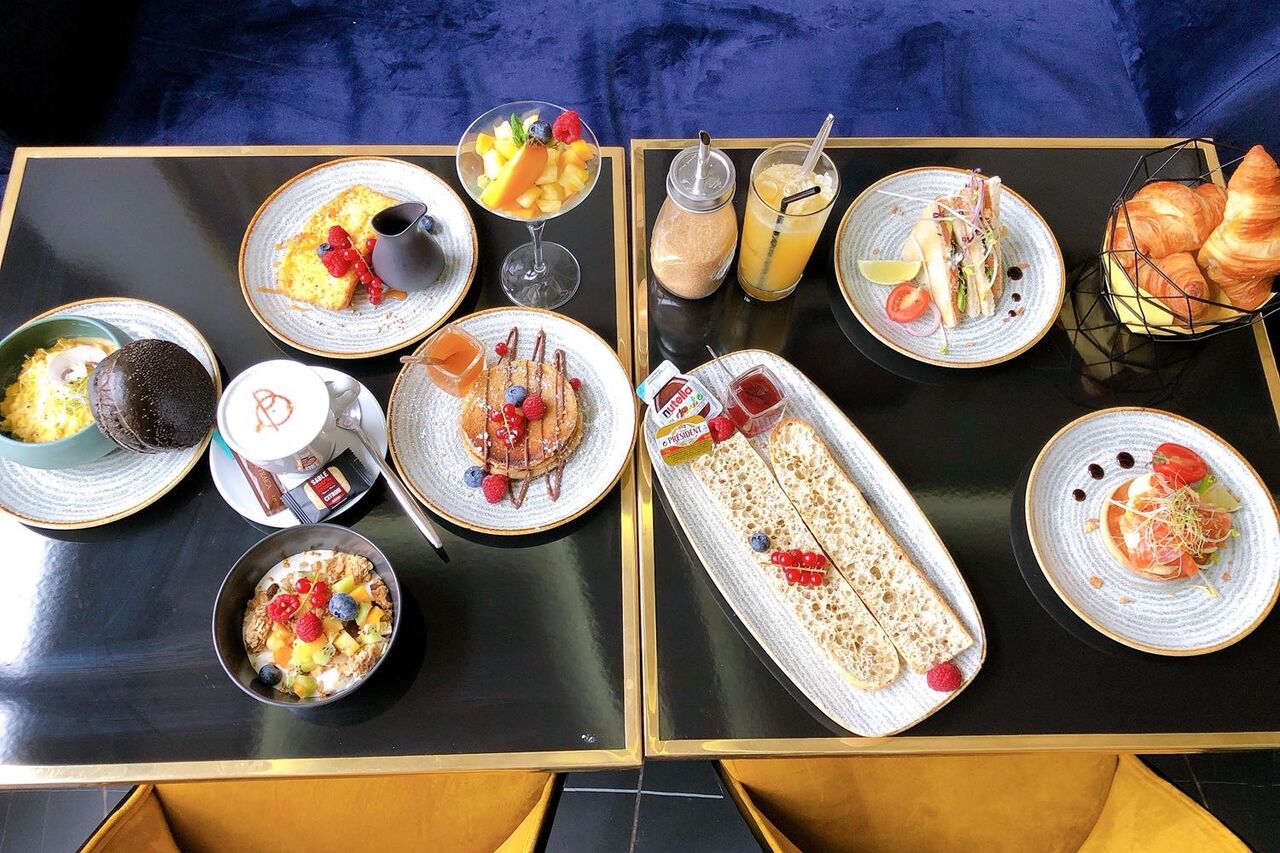 BRUNCH