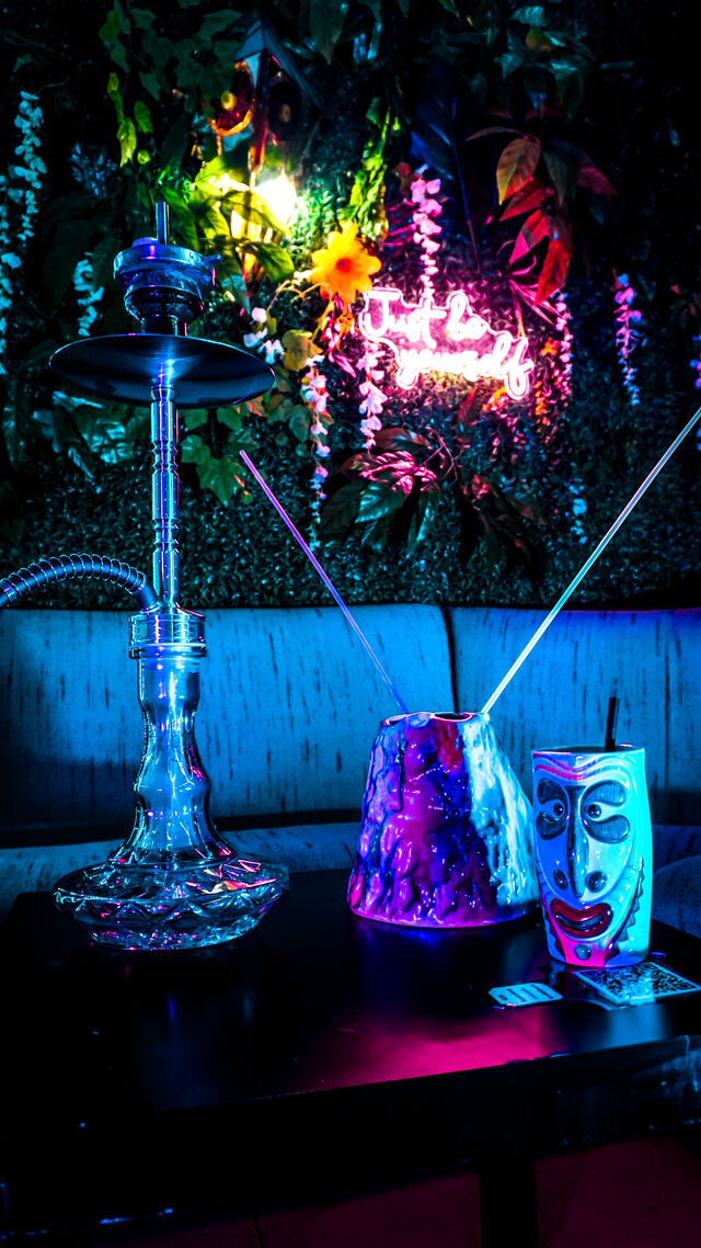 Shisha & Tikis