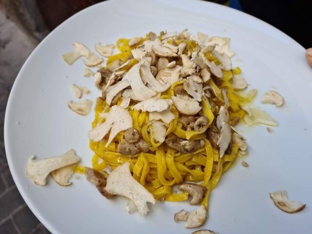 Tagliatelle con i funghi Spignoli