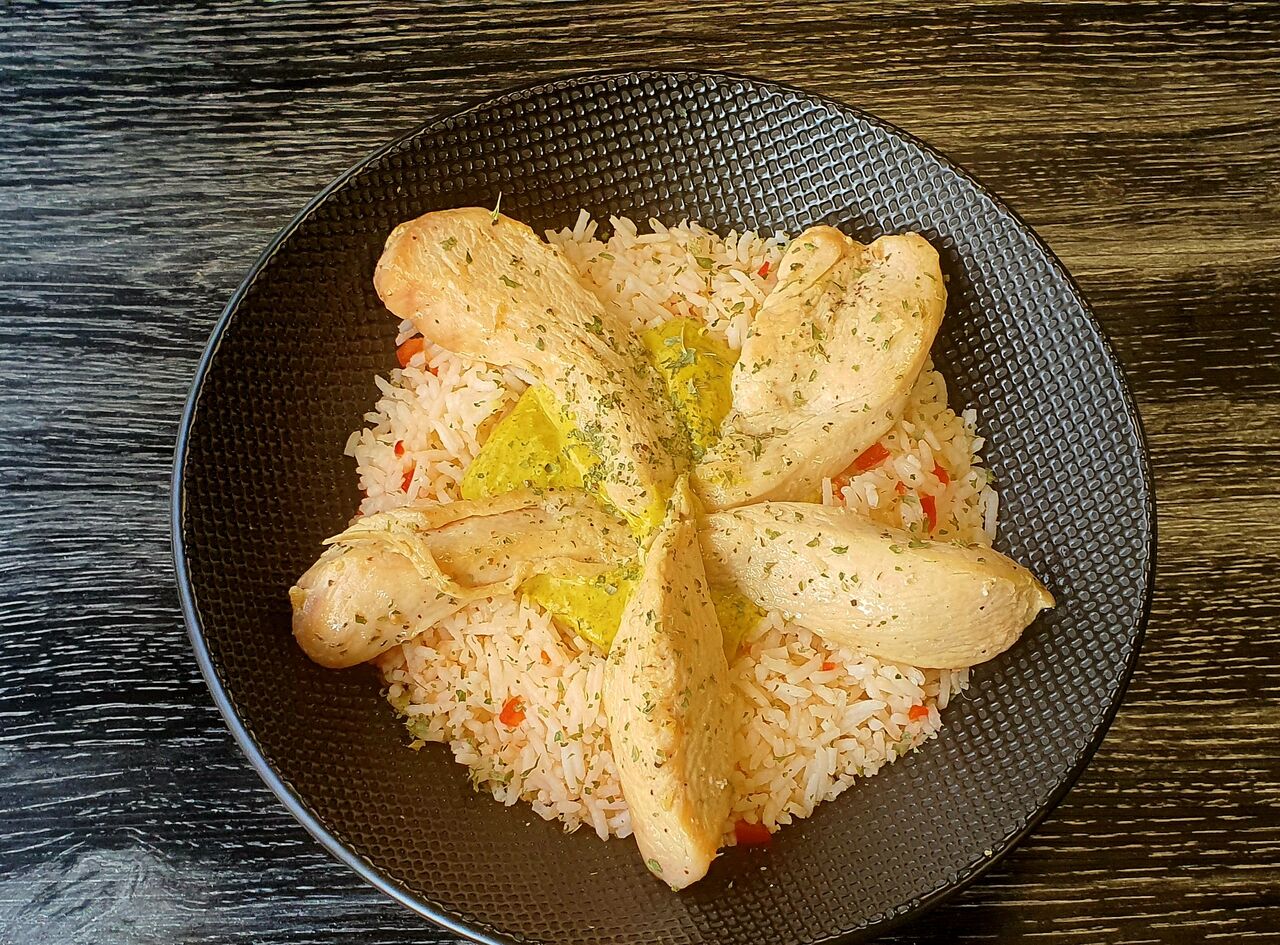 Aiguillettes de poulets sauce curry/coco avec riz basmati
