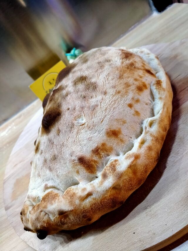 La calzone