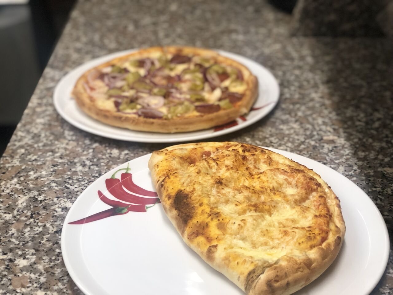 Pizza teufel
Pizza calzone