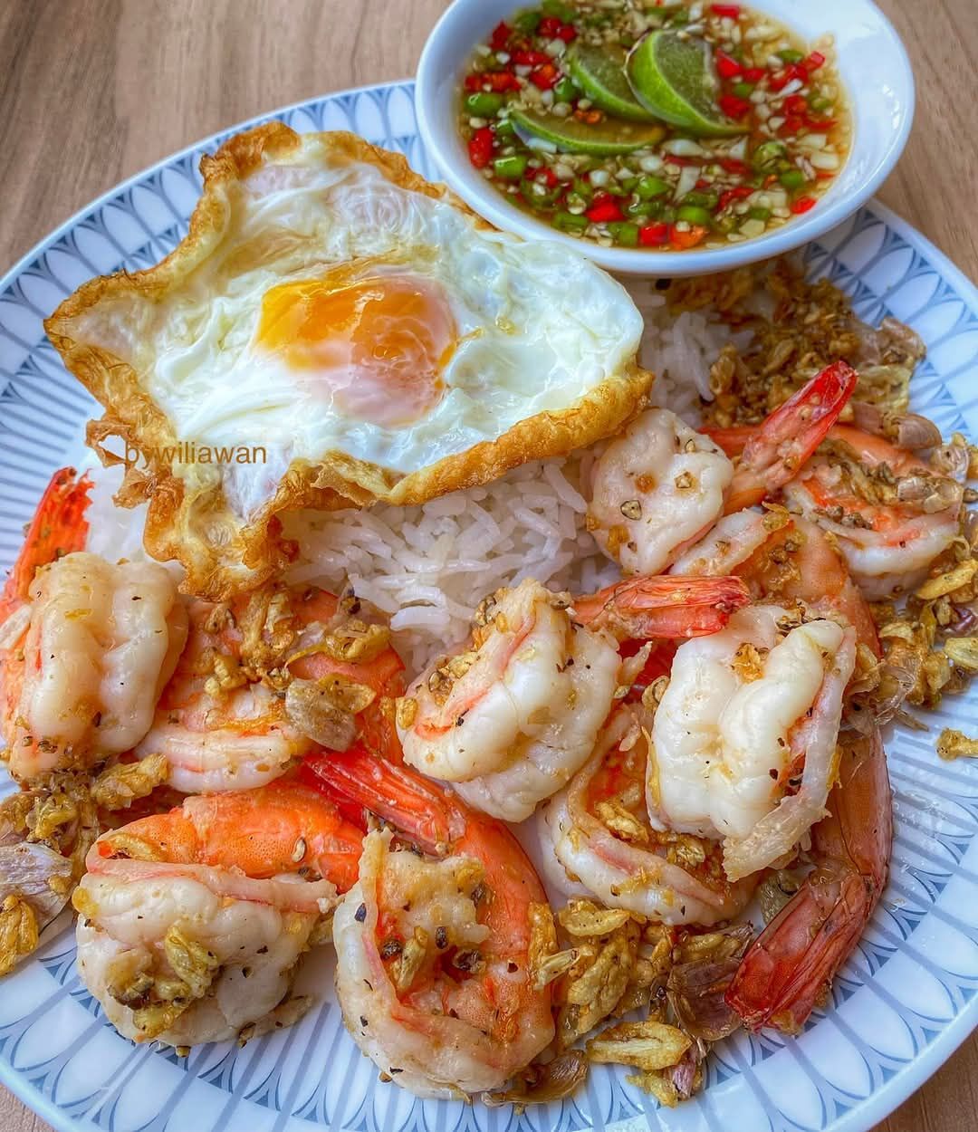 Crevettes frites à l'ail