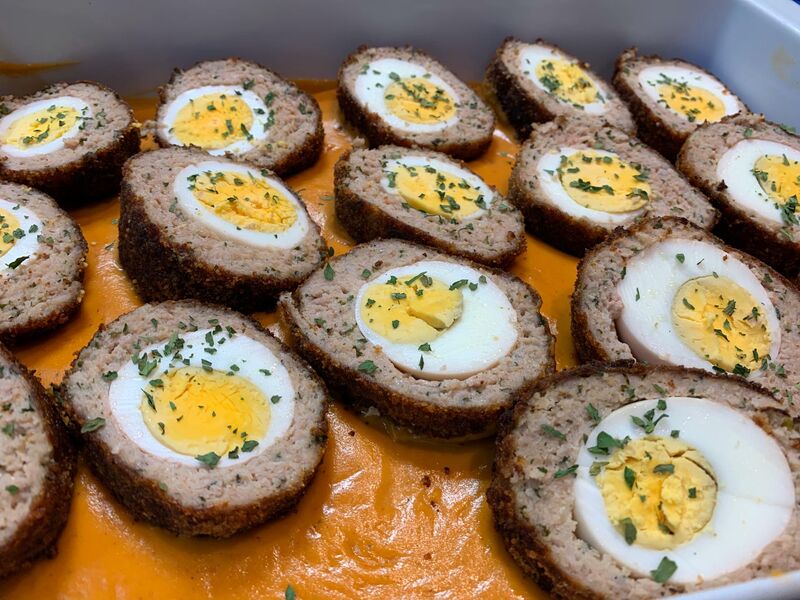 vogelnestje in tomatensaus