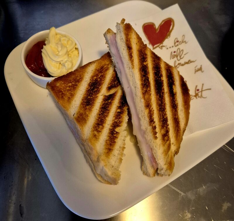 Schinken Käse Toast