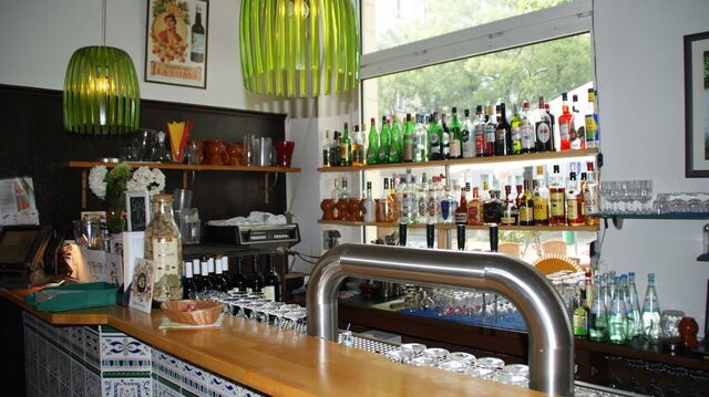 Kunst und andalusischer Stil in Düsseldorf. im Restaurant Sol y Sombra