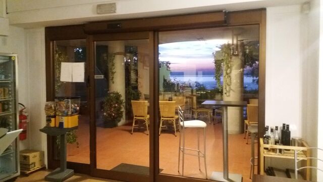 Interno del bar