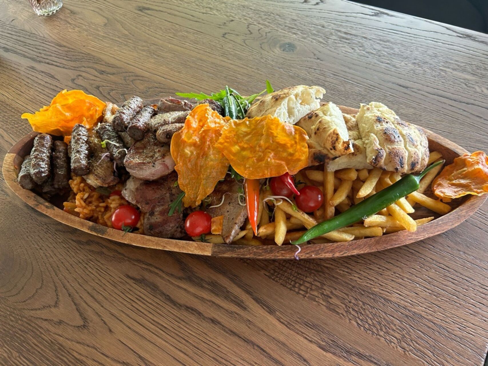 Genießen Sie unsere köstlichen Cevapcici...