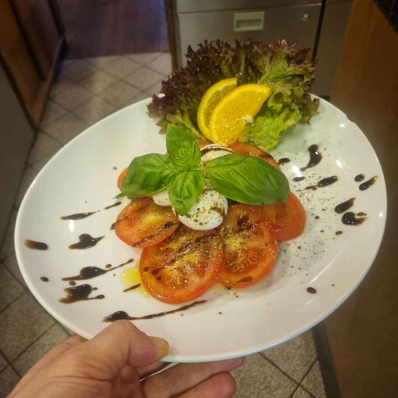 Caprese mit buffel mozzarella