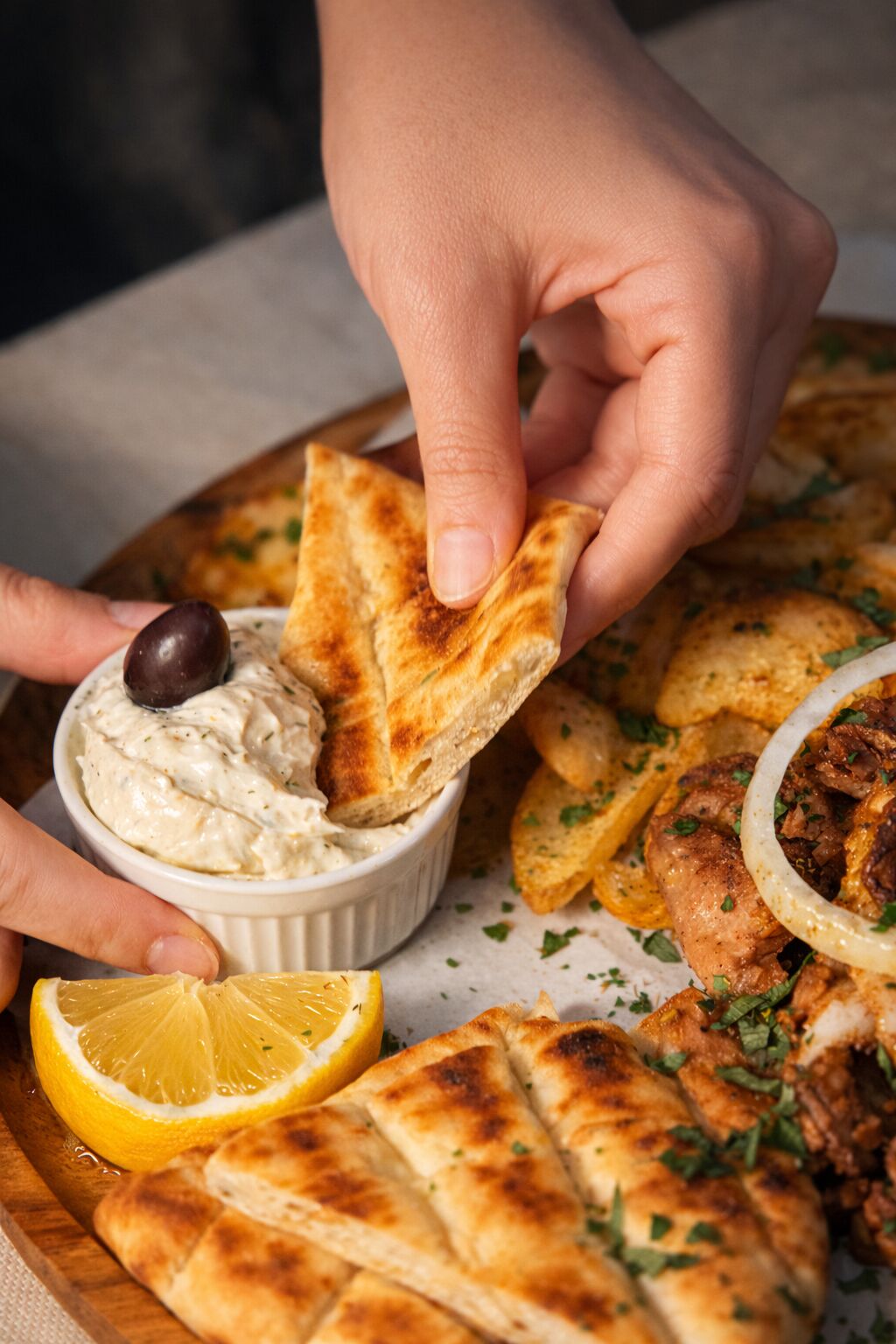 Griechische Pita und Tzatziki