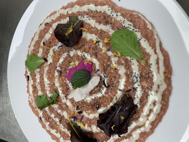 Rote-Bete Risotto mit Gorgonzolacreme