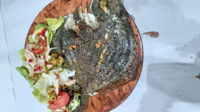 rodaballo a la plancha con refrito