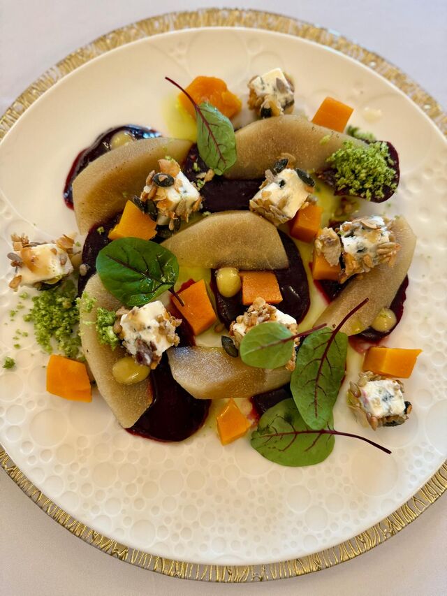 Sałata z gorgonzolą Da Vinci