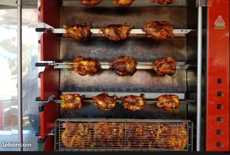 Poulets jaunes et fermiers Label Rouge