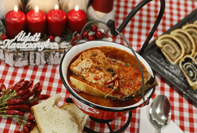 Halászlé kisbográcsban 