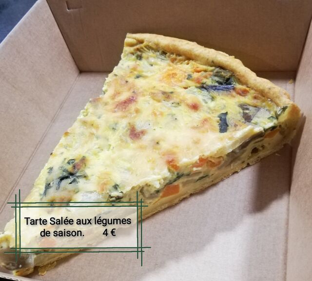 Entrée du 15 juin 2021
Tarte Salée aux légumes locaux de saison