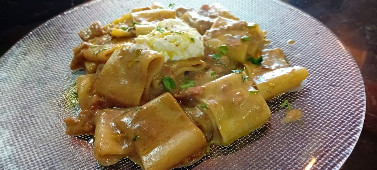 Paccheri burrata buletus y trufa