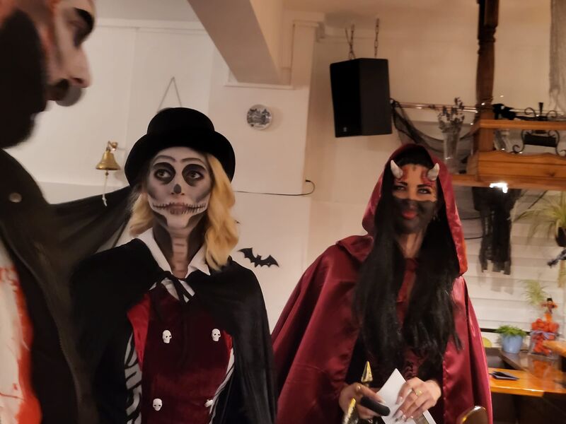 Diese Teufelsbraut hat gewonnen!