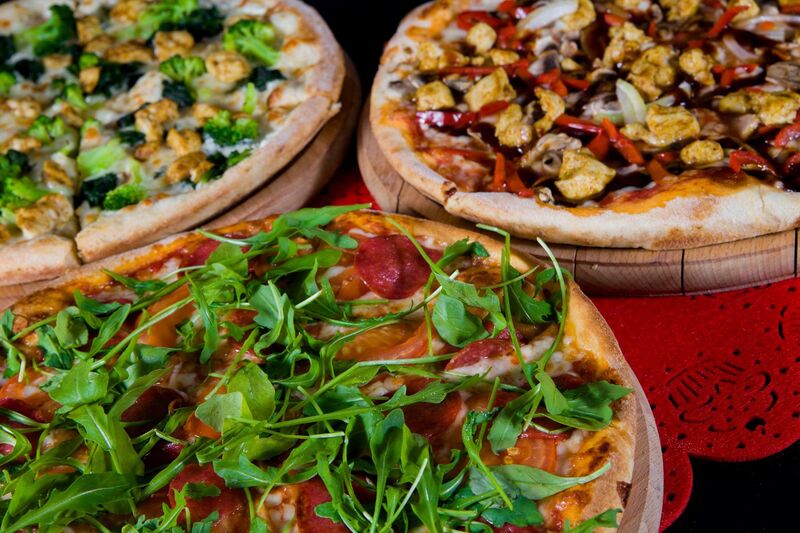 Pizza Ares, BBQ, Hermes