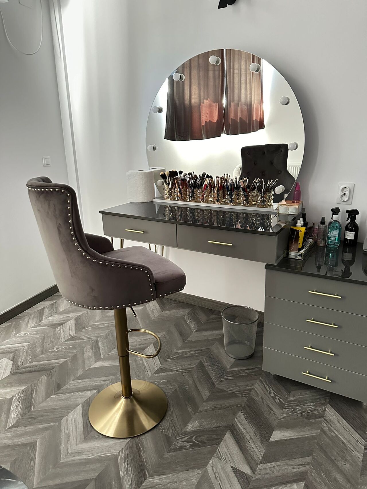 Cameră de înfrumusețare modernă.